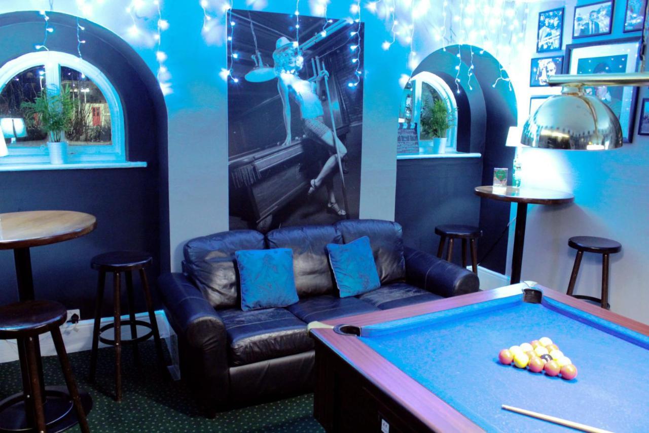 The Dove Inn Micheldever Екстер'єр фото