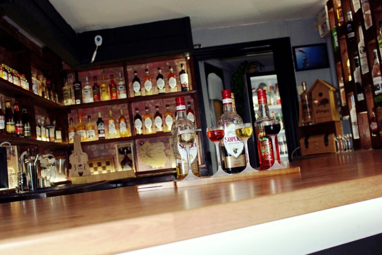 The Dove Inn Micheldever Екстер'єр фото